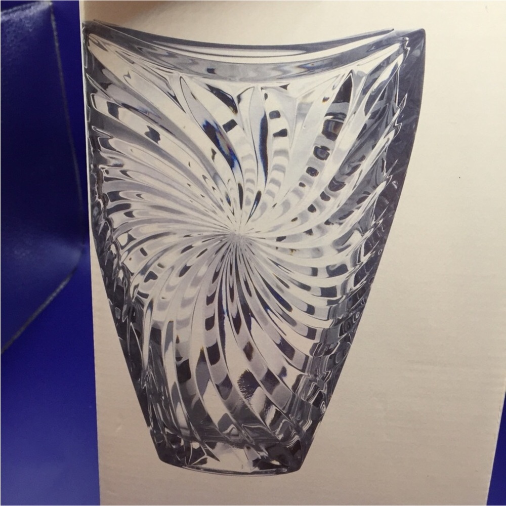 MIKASA CRYSTAL VASE "PEACOCK" 9.75" Celebrations - Picture 7 of 9